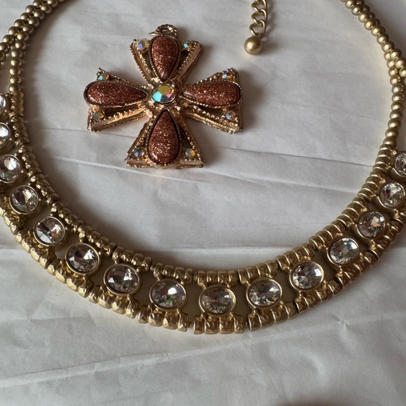 Necklace Jewelry Lot Elegant Glitz and Glam Gold and Silver Women's 8 Pieces - Picture 14 of 15